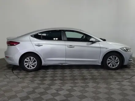 Hyundai Elantra 2018 года за 6 400 000 тг. в Алматы – фото 4