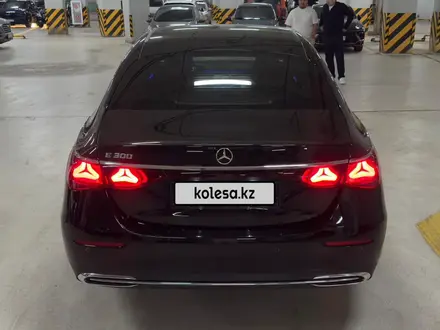 Mercedes-Benz E 300 2025 года за 35 000 000 тг. в Астана – фото 6