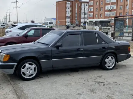 Mercedes-Benz E 230 1991 года за 1 500 000 тг. в Кызылорда – фото 2