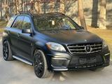 Mercedes-Benz ML 63 AMG 2013 года за 29 900 000 тг. в Астана – фото 5