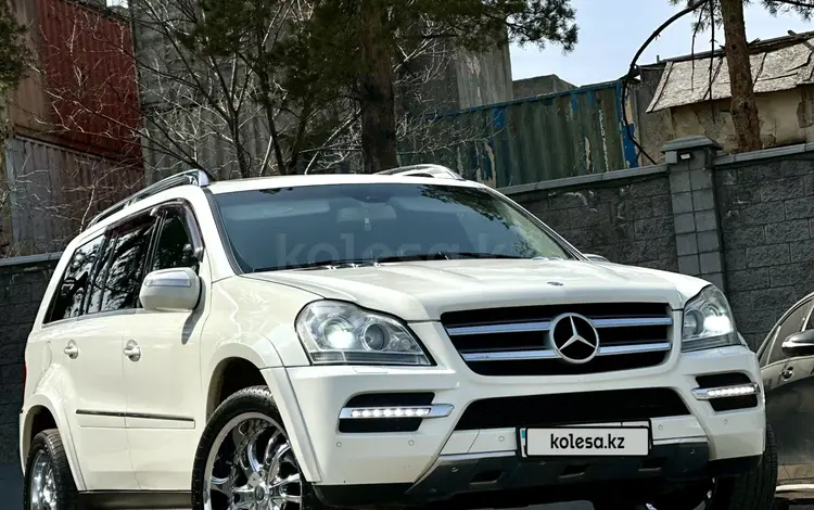 Mercedes-Benz GL 500 2010 года за 10 000 000 тг. в Алматы