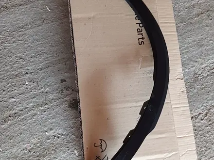 Пластиковая накладка переднего крыла за 25 000 тг. в Астана