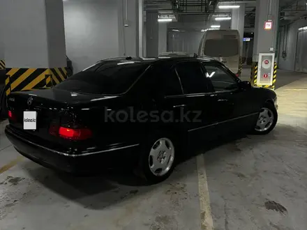 Mercedes-Benz E 320 2001 года за 4 500 000 тг. в Астана – фото 4