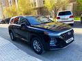 Hyundai Santa Fe 2019 года за 10 600 000 тг. в Астана
