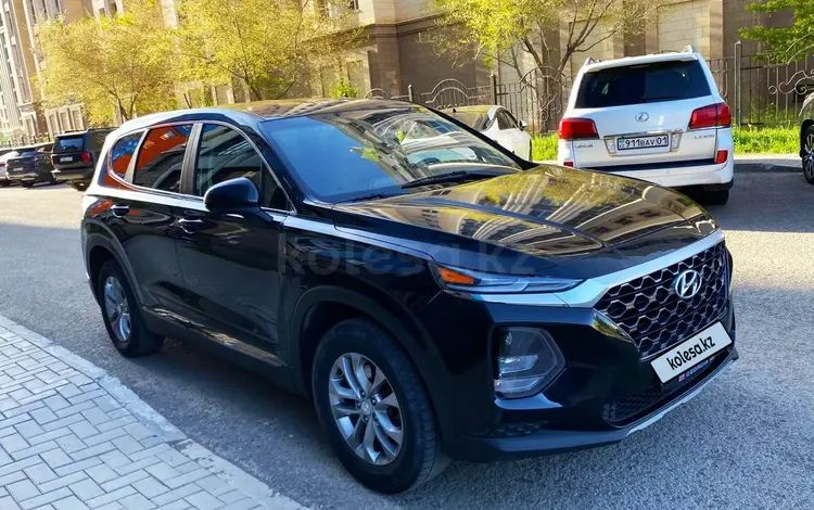 Hyundai Santa Fe 2019 года за 10 600 000 тг. в Астана