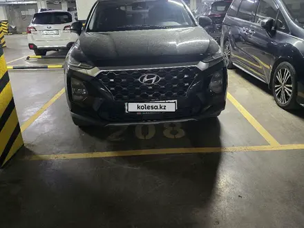 Hyundai Santa Fe 2019 года за 10 600 000 тг. в Астана – фото 14