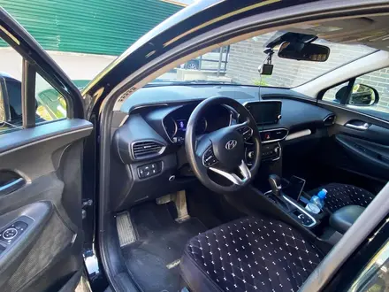 Hyundai Santa Fe 2019 года за 10 600 000 тг. в Астана – фото 8