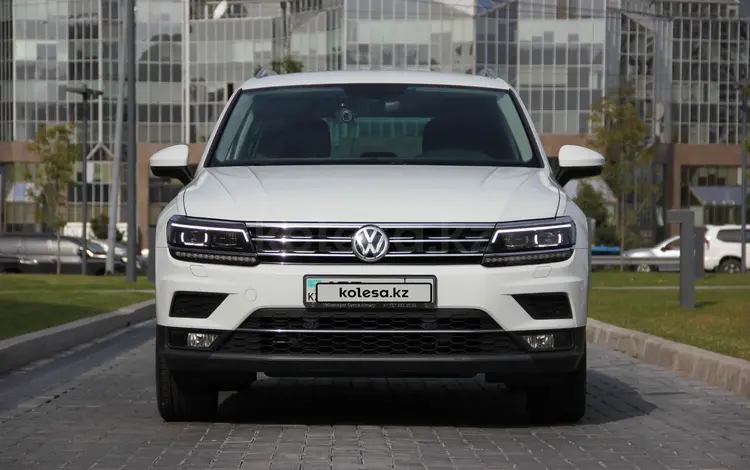 Volkswagen Tiguan 2018 года за 12 400 000 тг. в Алматы