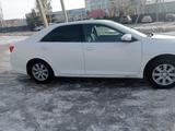 Toyota Camry 2014 годаүшін7 700 000 тг. в Уральск – фото 3