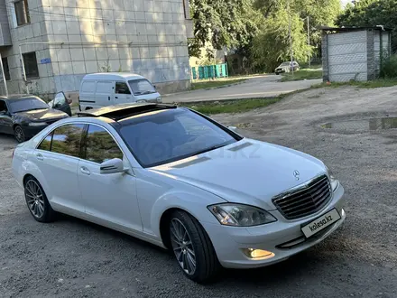 Mercedes-Benz S 500 2007 года за 8 100 000 тг. в Алматы – фото 3