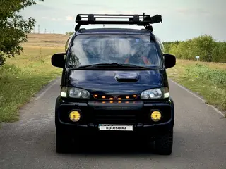 Mitsubishi Delica