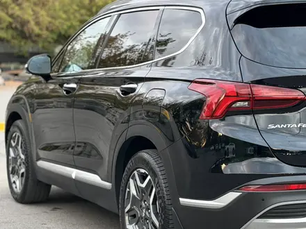 Hyundai Santa Fe 2023 года за 15 300 000 тг. в Алматы – фото 16