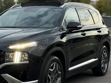Hyundai Santa Fe 2023 года за 15 300 000 тг. в Алматы – фото 22