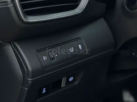 Hyundai Santa Fe 2023 года за 15 300 000 тг. в Алматы – фото 28