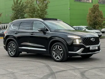 Hyundai Santa Fe 2023 года за 15 300 000 тг. в Алматы