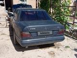 Mercedes-Benz E 230 1991 года за 600 000 тг. в Алматы