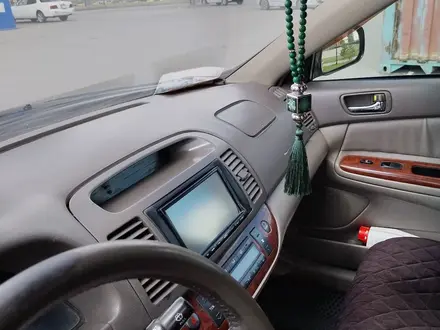 Toyota Camry 2002 года за 3 600 000 тг. в Семей – фото 2