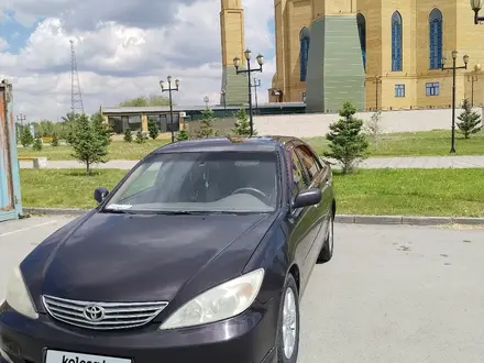 Toyota Camry 2002 года за 3 600 000 тг. в Семей – фото 13