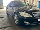 Mercedes-Benz S 350 2006 года за 7 250 000 тг. в Астана – фото 4