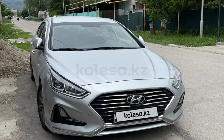 Hyundai Sonata 2018 годаүшін7 100 000 тг. в Алматы