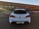Opel Astra 2012 года за 2 500 000 тг. в Атырау – фото 4