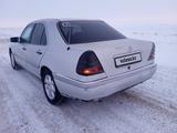 Mercedes-Benz C 180 1994 года за 1 600 000 тг. в Петропавловск – фото 2