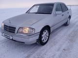 Mercedes-Benz C 180 1994 года за 1 600 000 тг. в Петропавловск – фото 3