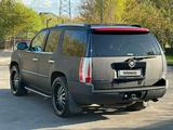 Cadillac Escalade 2013 года за 30 000 000 тг. в Шымкент – фото 4