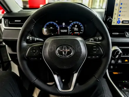 Toyota RAV4 Luxe+ 2025 года за 20 190 000 тг. в Усть-Каменогорск – фото 12