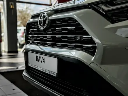 Toyota RAV4 Luxe+ 2025 года за 20 190 000 тг. в Усть-Каменогорск – фото 9