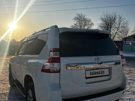 Toyota Land Cruiser Prado 2011 года за 18 800 000 тг. в Павлодар – фото 10