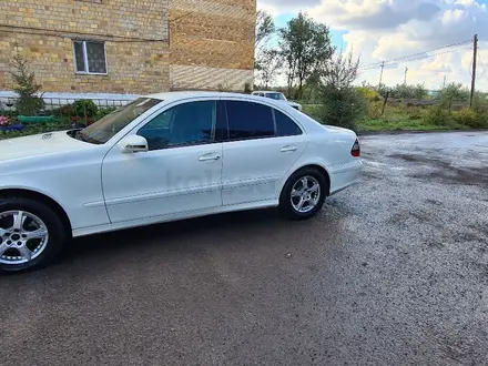 Mercedes-Benz E 200 2007 года за 4 500 000 тг. в Караганда – фото 3