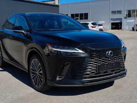 Lexus RX 350 Luxury 2025 года за 47 510 000 тг. в Актобе