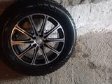 Шины с дисками 235 65 17 за 320 000 тг. в Петропавловск – фото 2