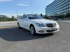 Mercedes-Benz S-Class, 2011