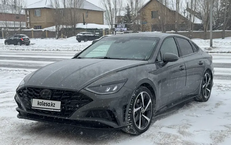 Hyundai Sonata 2020 годаүшін12 500 000 тг. в Астана