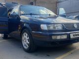 Volkswagen Passat 1994 годаүшін2 500 000 тг. в Астана – фото 5