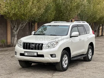 Toyota Land Cruiser Prado 2013 года за 14 900 000 тг. в Актобе