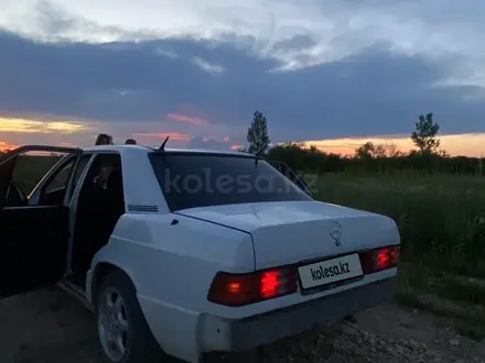 Mercedes-Benz 190 1992 года за 1 050 000 тг. в Астана – фото 4