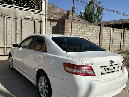 Toyota Camry 2011 года за 6 500 000 тг. в Шымкент – фото 2