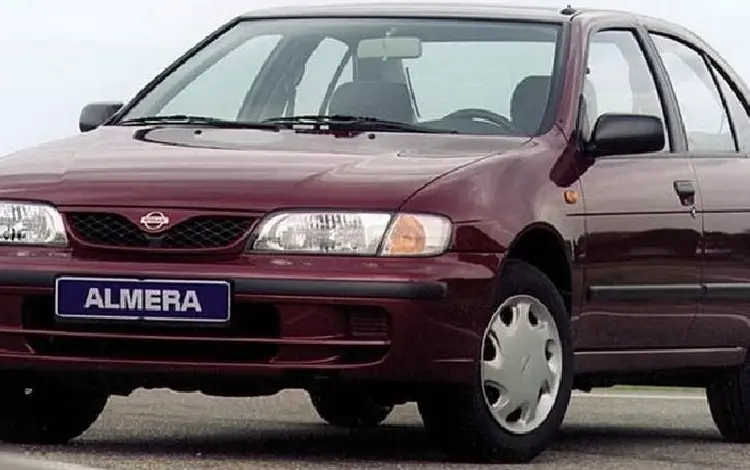 Стекло фары Nissan Almera N15 за 7 500 тг. в Актобе