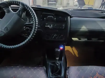 Volkswagen Passat 1995 года за 1 700 000 тг. в Уральск – фото 10