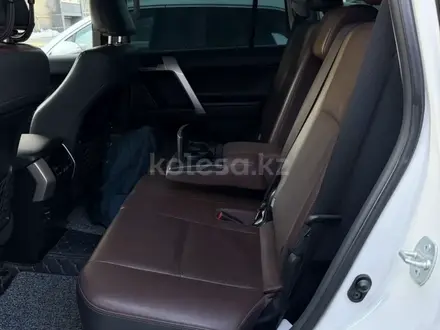 Toyota Land Cruiser Prado 2020 года за 26 500 000 тг. в Актобе – фото 26