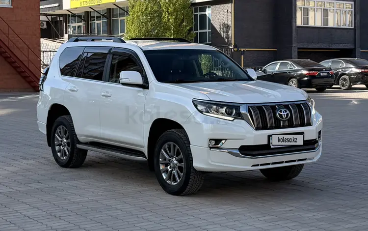Toyota Land Cruiser Prado 2020 года за 26 500 000 тг. в Актобе