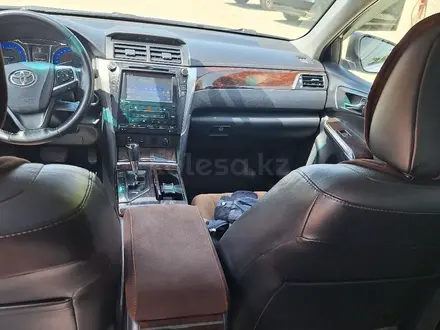 Toyota Camry 2015 года за 11 800 000 тг. в Актау – фото 8