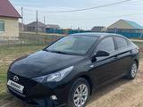 Hyundai Accent 2021 года за 7 000 000 тг. в Уральск – фото 2