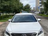 Hyundai Sonata 2015 года за 8 500 000 тг. в Астана – фото 2