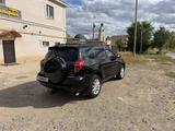 Toyota RAV4 2009 года за 6 500 000 тг. в Актобе – фото 3