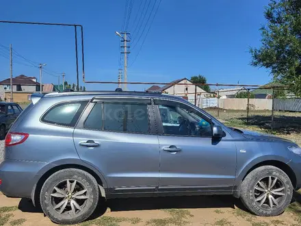 Hyundai Santa Fe 2008 года за 6 000 000 тг. в Актобе – фото 2