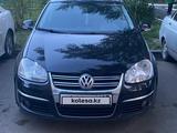 Volkswagen Jetta 2008 года за 2 100 000 тг. в Аксай – фото 3